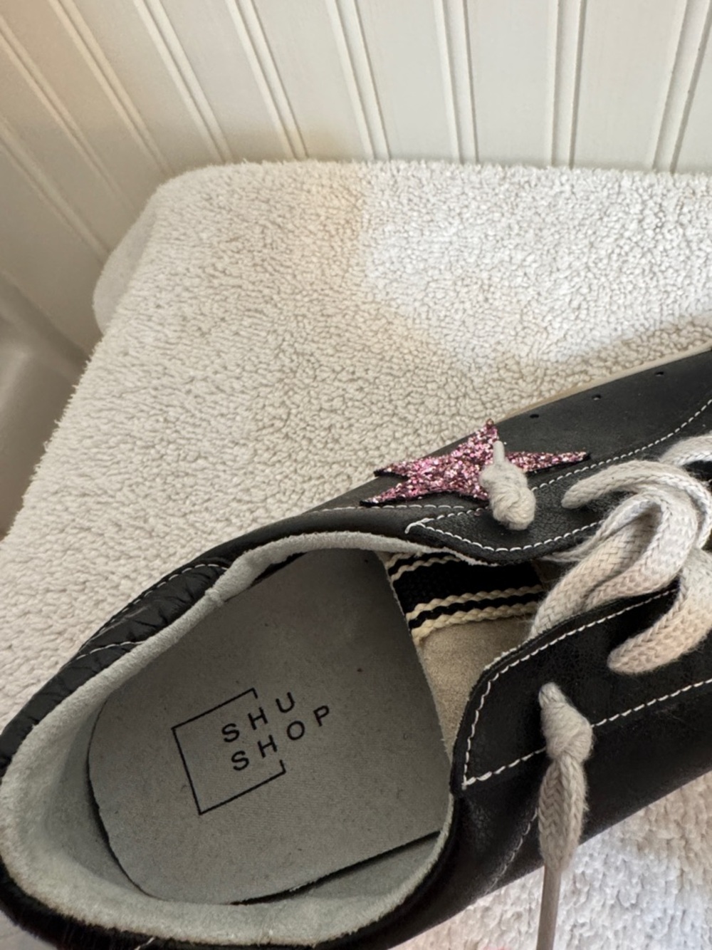 ShuShop Black Sneakers with Pink Glitter Star - Picture 7 of 9